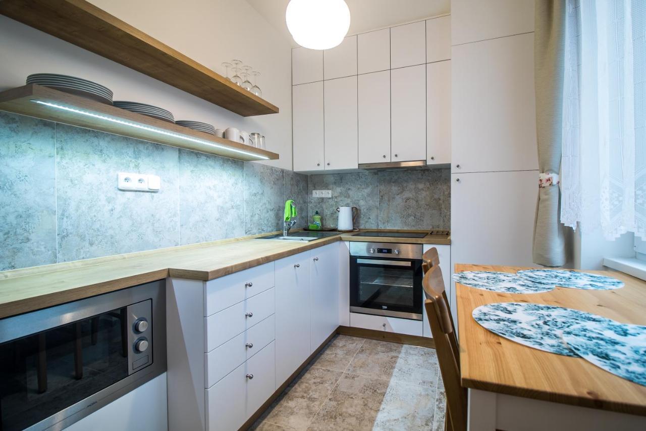 Apartman V Bytovem Dome Turnov Daire Dış mekan fotoğraf