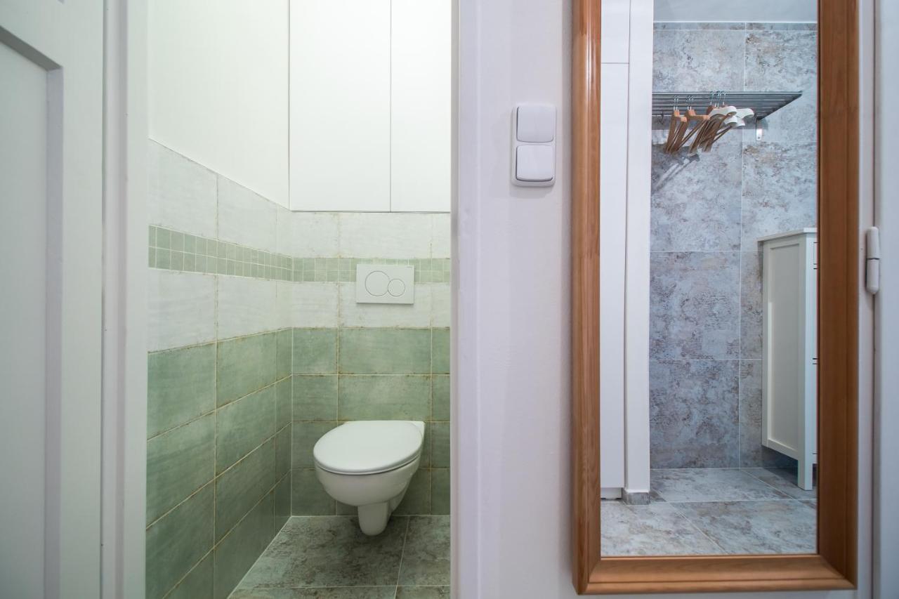 Apartman V Bytovem Dome Turnov Daire Dış mekan fotoğraf