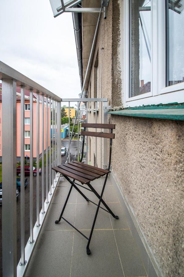 Apartman V Bytovem Dome Turnov Daire Dış mekan fotoğraf